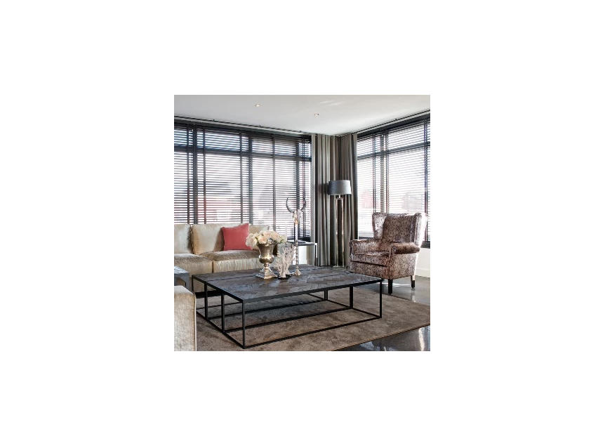 Herringbone zwart design richmond interiors oude eik tafelblad visgraat motief onderstel ijzer industrieel