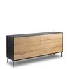 Zijkant Oak Blackbird Sideboard 51471 dressoir laden massief eik hout zwart metaal modern design Ethnicraft	
