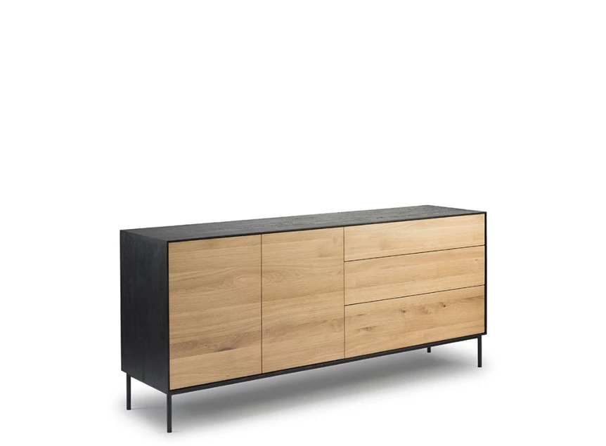 Zijkant Oak Blackbird Sideboard 51471 dressoir laden massief eik hout zwart metaal modern design Ethnicraft	