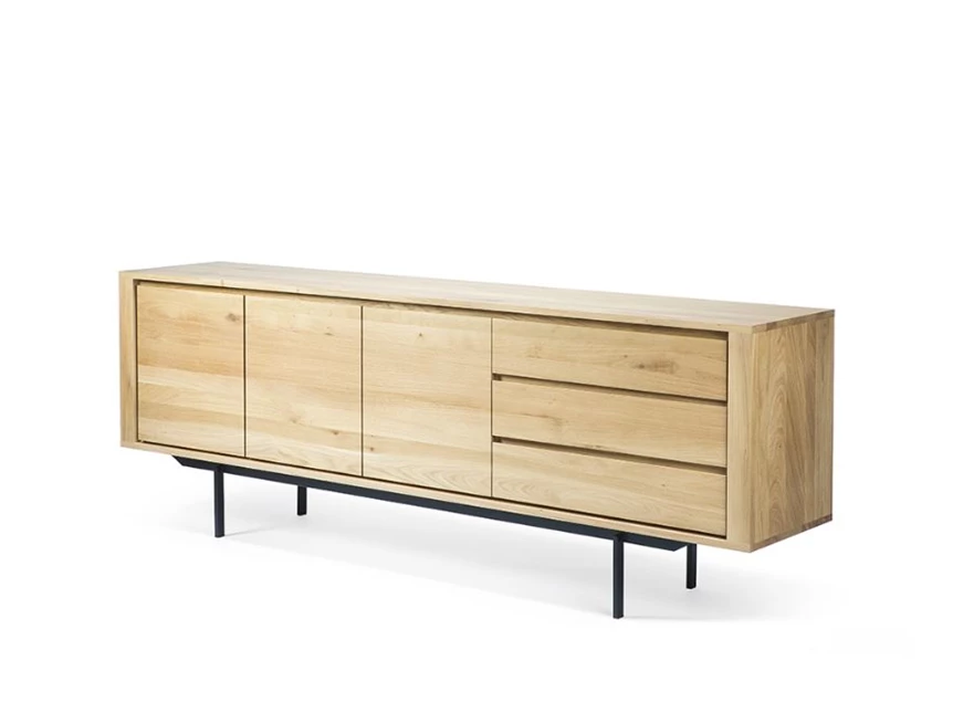 Zijkant Oak shadow Sideboard dressoir massief eik hout zwart metaal 51386 Ethnicraft modern design