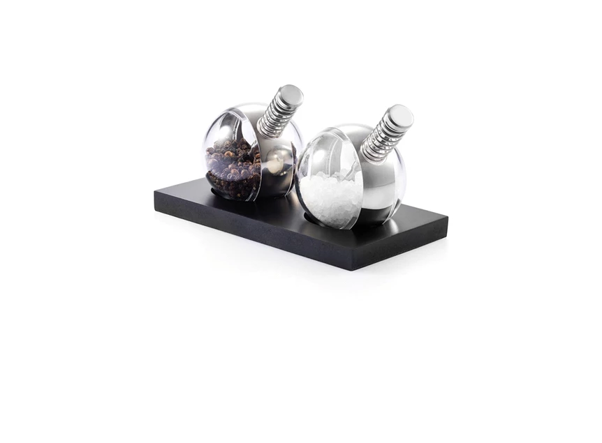 XD262340 salt and pepper planet Bergers