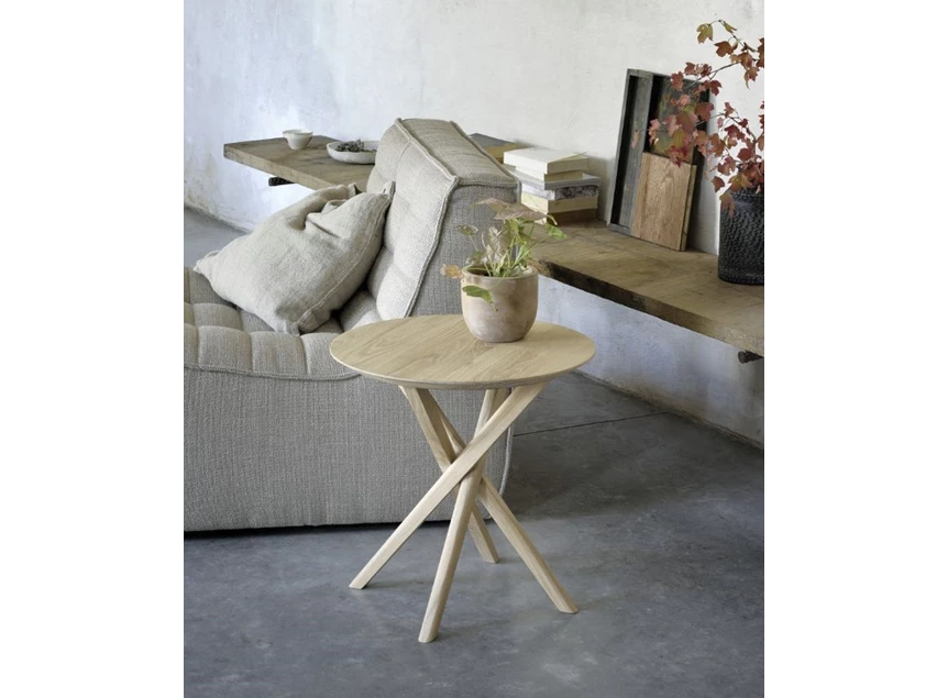 Sfeerfoto Oak Mikado Side Table 50541 bijzettafel massief eik hout modern design Ethnicraft