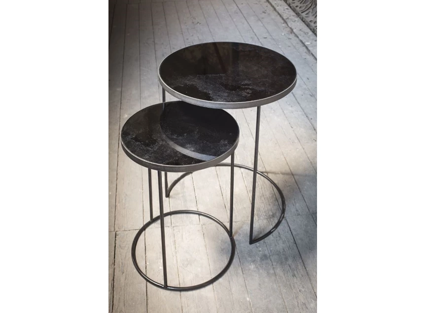 Detail Charcoal Nesting Side Table 20703 Notre Monde glas metaal zwart	