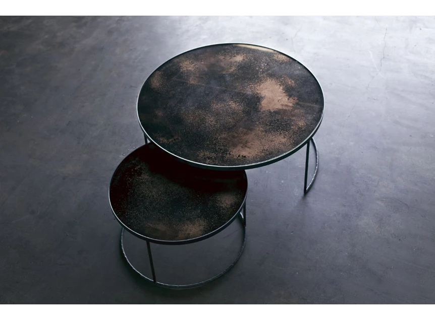 Sfeerfoto Bronze Nesting Coffee Table 20700 Notre Monde glas metaal zwart	