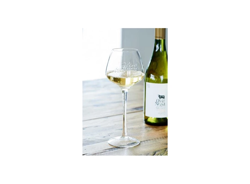 345060 vin blanc wine glass wijnglas gevuld