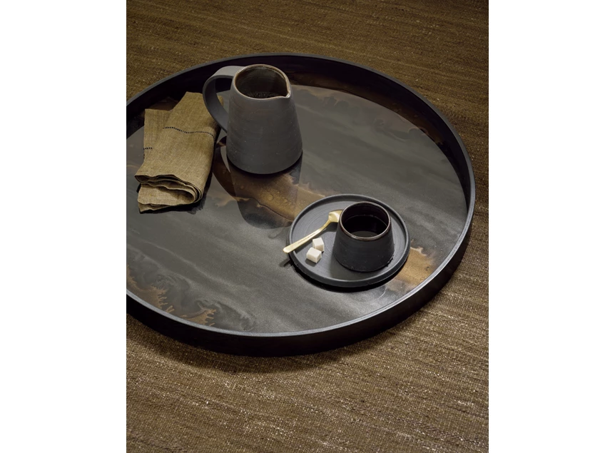 Sfeerfoto Plateau Bronze Organic Glass Tray Round L 20584 Ethnicraft
