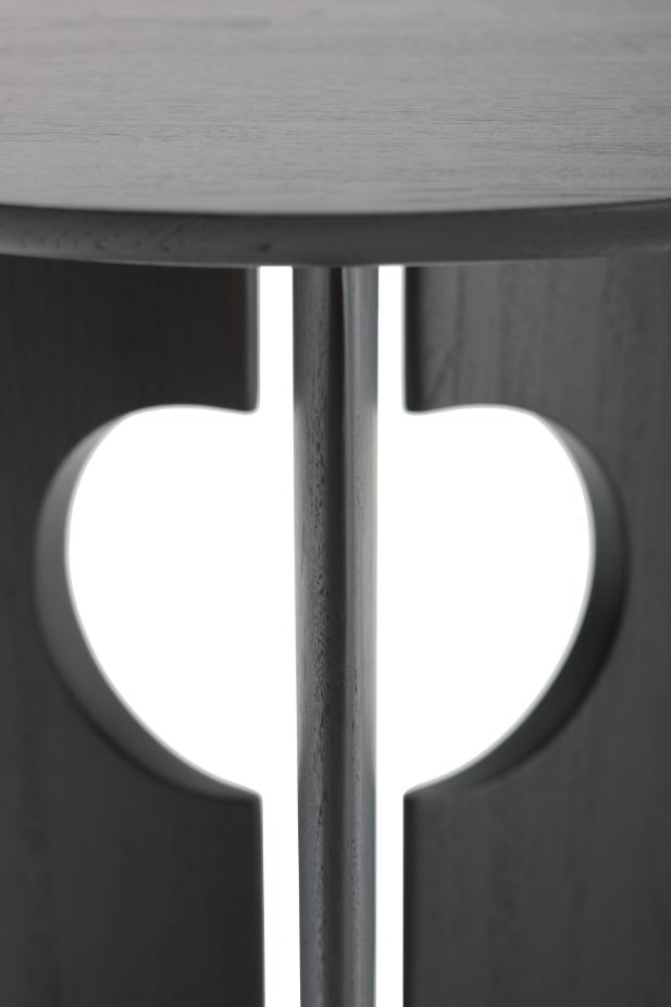 Teak Cove Black Side Table Ethnicraft Toonzaalmodel Meubelen Jonckheere