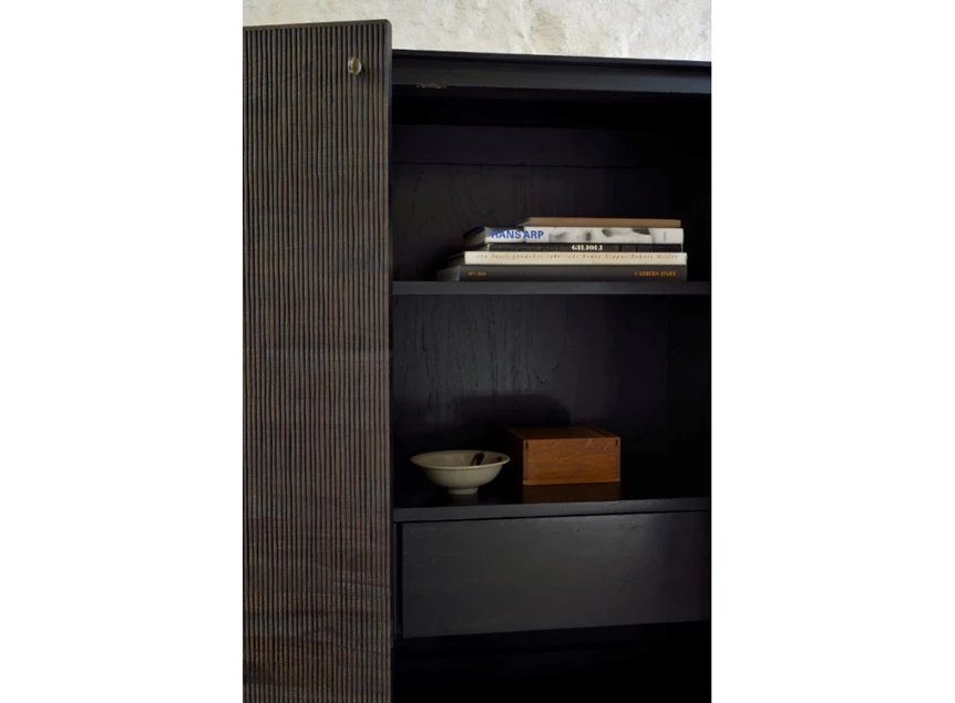 Detail sfeerfoto Teak Grooves Storage Cupboard 12250 Ethnicraft modern design