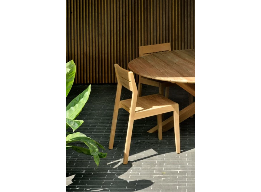 Sfeerfoto Teak EX 1 Outdoor Dining Chair 10285 Ethnicraft modern design