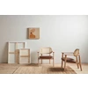 Sfeerfoto Bijzetzetel Titus Lounge Chair Natural Oak Chestnut Vincent Sheppard