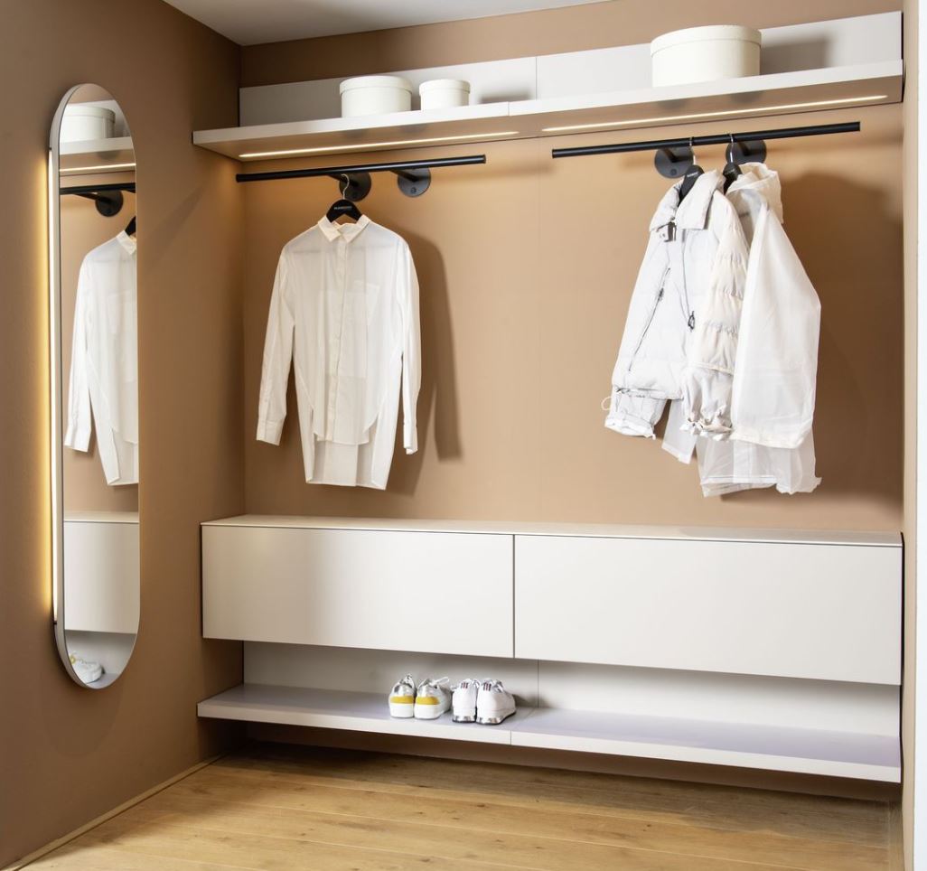 Compacte garderobe Cabaun kopen