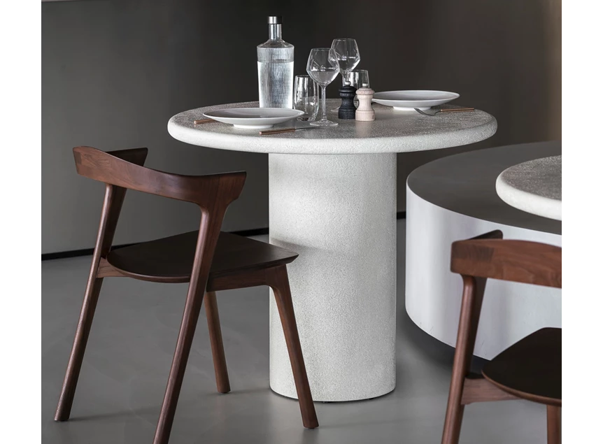 Sfeerfoto Eettafel Elements Dining Table Round Microcement Off White 26422 Ethnicraft