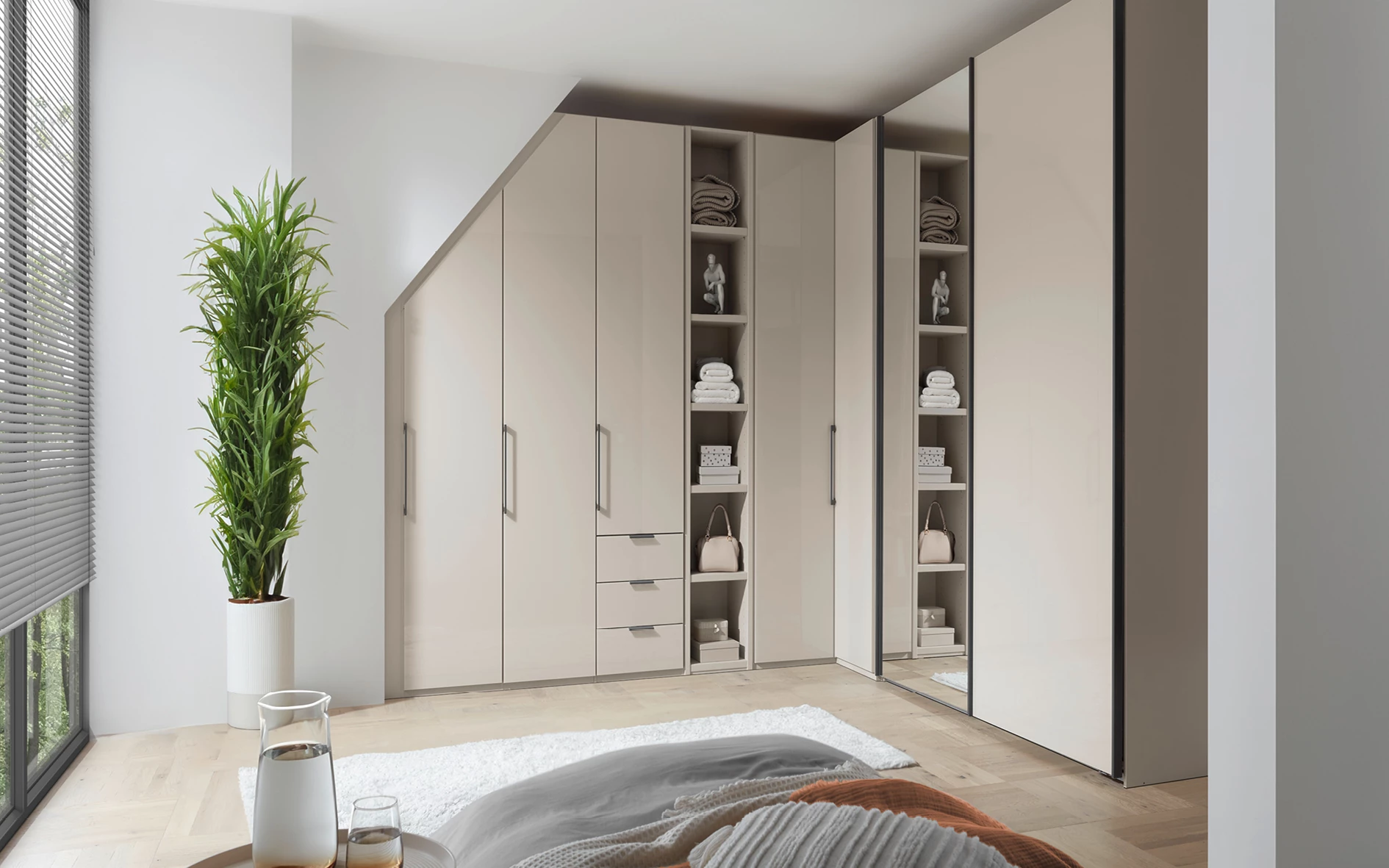 monaca afgeschuinde kast